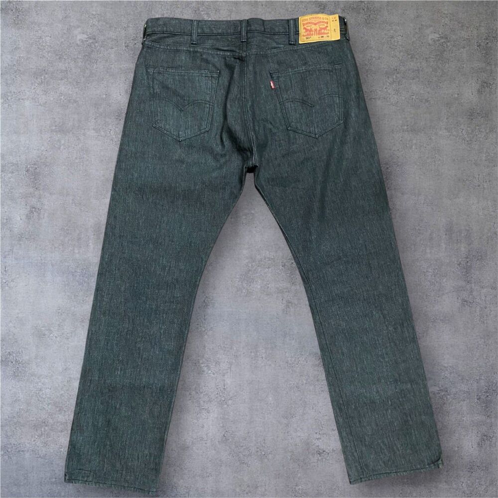 Levi's 501 Classic Straight Leg Black Denim Button Fly Jeans Men's Size 38 x 32